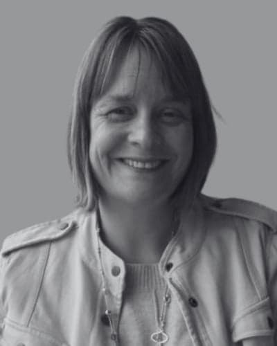 Dr. Liz Iveson