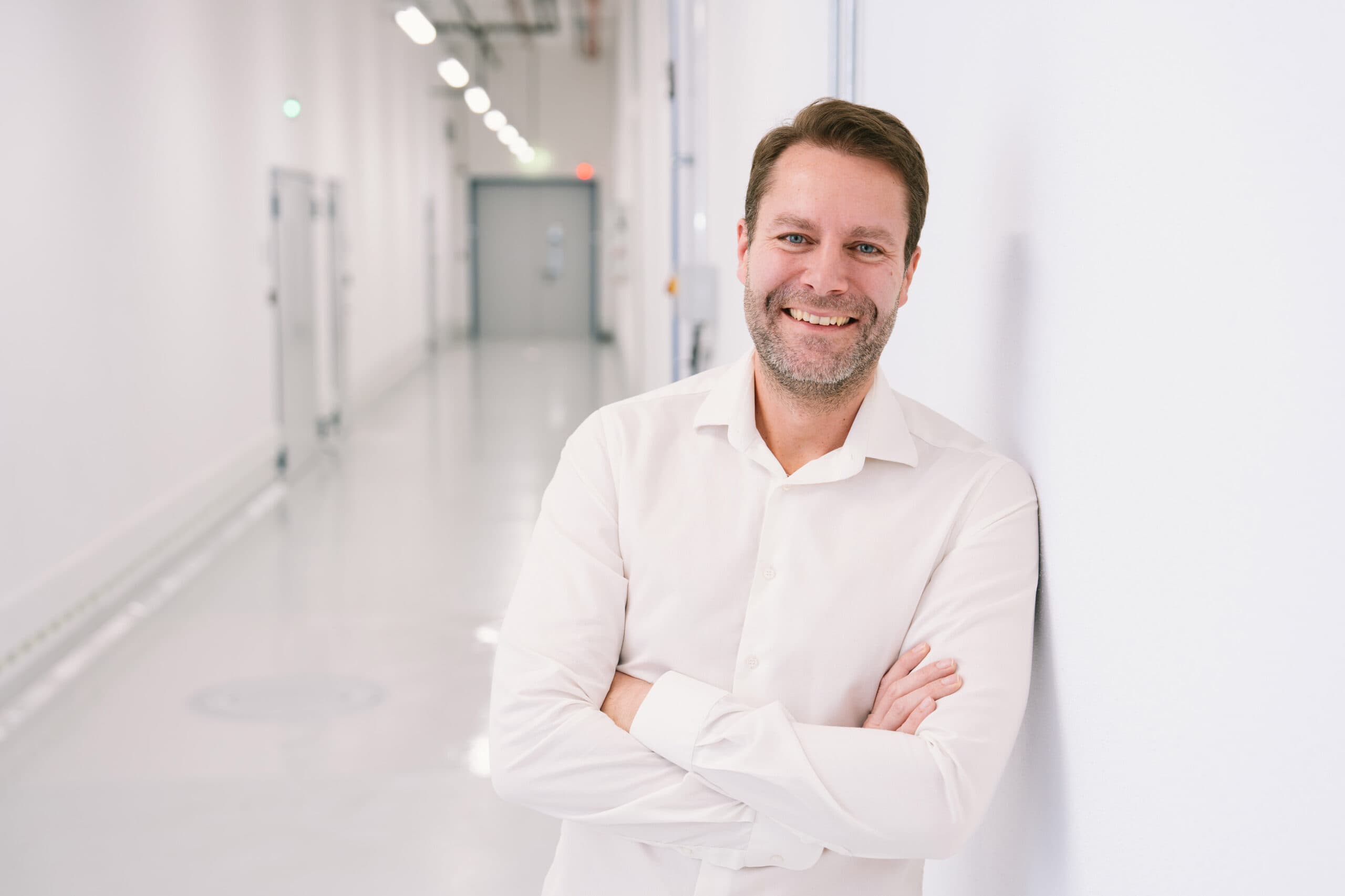 Dr. Adrian G. Fischer